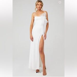 KATIE MAY
BLOSSOM GOWN